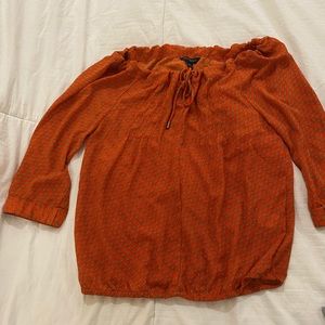 Banana Republic (outlet) 3/4 sleeve work blouse in used excellent condition.